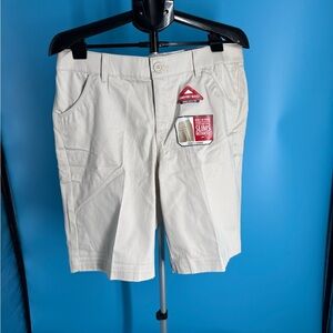 St Johns Bay Shorts Womens 14 Bermuda Secretly Slender Stretch Khaki NWT Casual